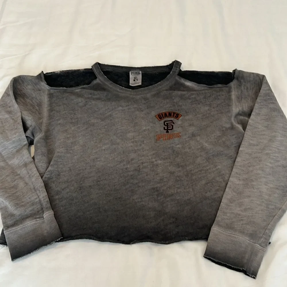 Victorias Secret SF giants szM distressed cropped cold shoulder sweatshirt EUC